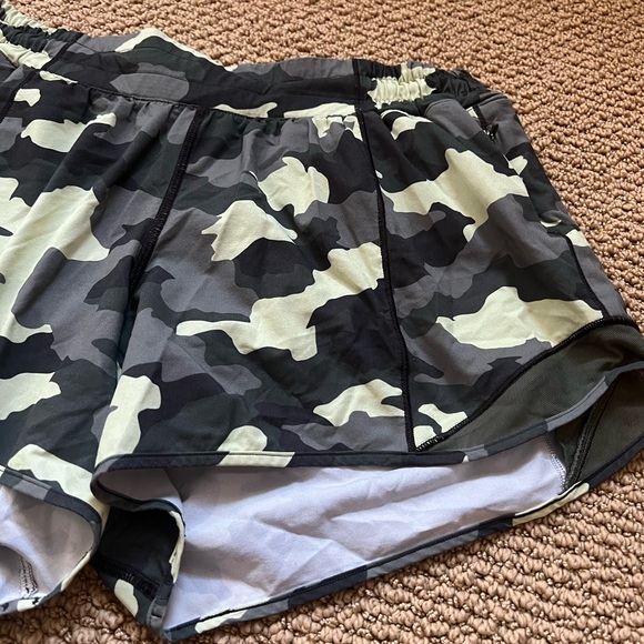 Camo Lululemon Shorts - Picture 4 of 5